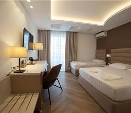 Grand Blue Fafa Resort B