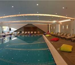 Sandy Beach Resort B