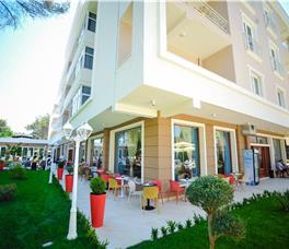 Sandy Beach Resort B