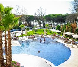 Sandy Beach Resort B