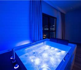 Suite Grand with jacuzzi