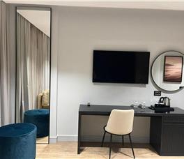 Dhome Treshe Deluxe me ballkon