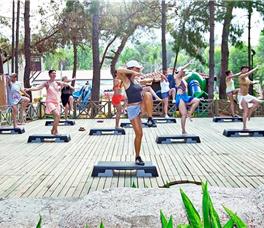 Champion Holiday Village