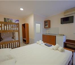 Vila Kristian / Cozy Veranda Kristian