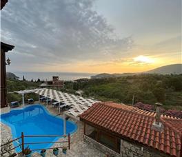 Panorama Hotel, Potam