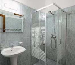 Panorama Hotel, Potam