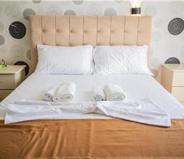 Panorama Hotel, Potam