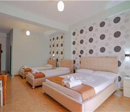 Panorama Hotel, Potam