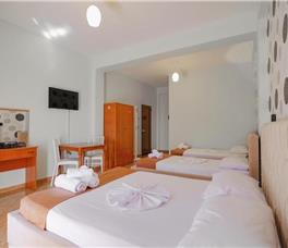 Panorama Hotel, Potam