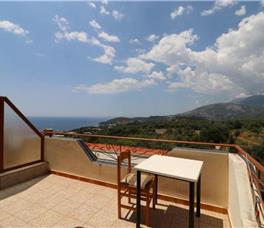 Panorama Hotel, Potam