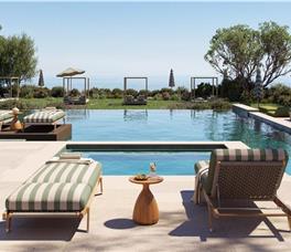 Avali, Mar-Bella Collection