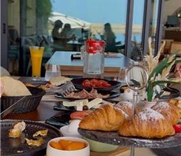 Ciao Borshi Boutique Hotel