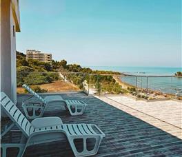 Lotus Beach Resort Karpen