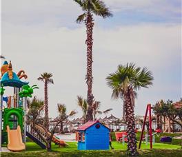 Lotus Beach Resort Karpen