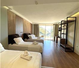 Lotus Beach Resort Karpen