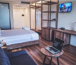 Lotus Beach Resort Karpen