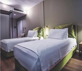 Lotus Beach Resort Karpen