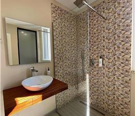 Lotus Beach Resort Karpen