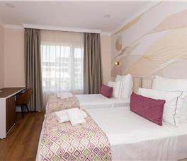 Dhome dyshe Standard me krevat dopio ose dy teke pa ballkon, pa pamje