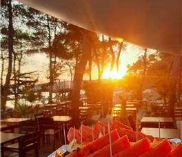 Ecuador Resort Zvernec