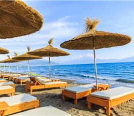 Ecuador Resort Zvernec