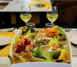 Ecuador Resort Zvernec