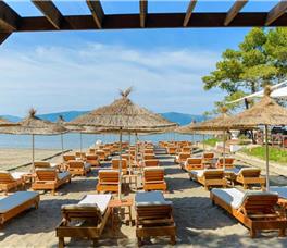 Ecuador Resort Zvernec