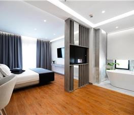 Suite Family (double bed + sofa)