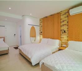 Four-bedded Room Superior with Sea view