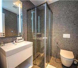 Dhome dyshe me krevate dopio ose 2 teke