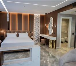 Suite Superior Deluxe HB