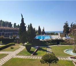 Simantro Beach Hotel