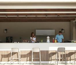 Simantro Beach Hotel