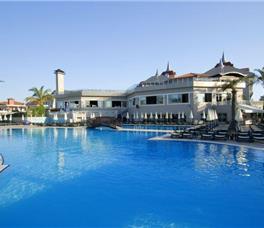 Aydinbey Famous Resort