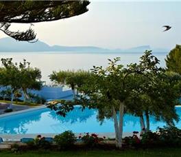 Lichnos Beach Hotel & Suites 