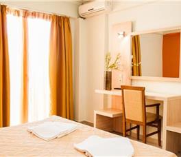 Zante Plaza Hotel & Apartments