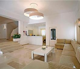 Thera Mare Hotel