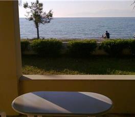 Beachfront Salvanos Apartments