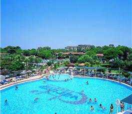 Jacaranda Club & Resort