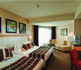 Long Beach Hotel Resort & Spa