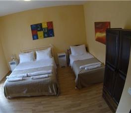 GOLDEN SUN APARTMENTS 