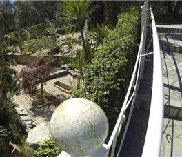 GOLDEN SUN APARTMENTS 