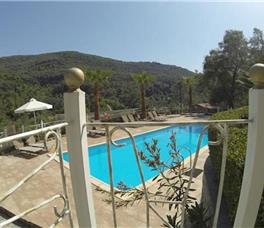 GOLDEN SUN APARTMENTS 