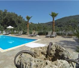 GOLDEN SUN APARTMENTS 