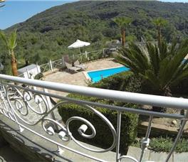 GOLDEN SUN APARTMENTS 