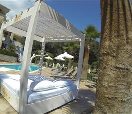 GOLDEN SUN APARTMENTS 