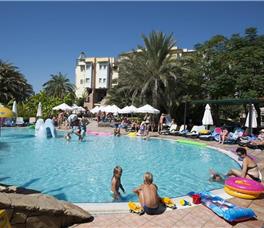 Limak Arcadia Golf Resort