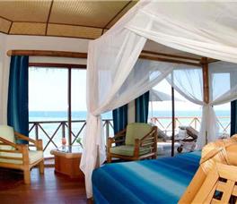 Angaga Island Resort And Spa 4