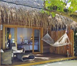 Constance Moofushi Resort Maldives 
