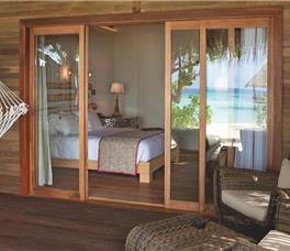 Constance Moofushi Resort Maldives 